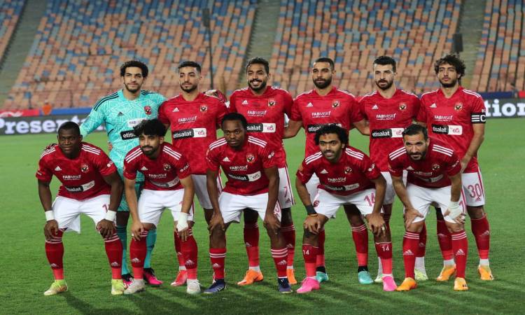 شوبير أساسيًا في لقاء الأهلي أمام المقاولون.. اعرف التشكيل