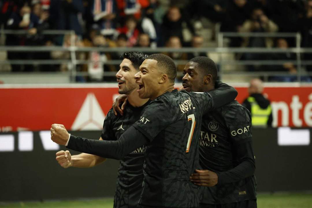 هاتريك مبابي يقود باريس سان جيرمان للفوز على ريمس في الدوري الفرنسي 