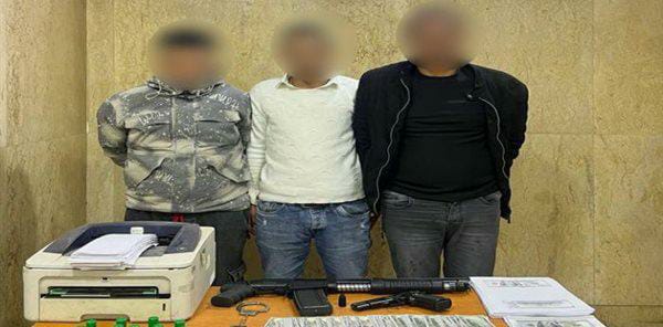 القبض على 3 أشخاص لاتهامهم بالنصب على المواطنين
