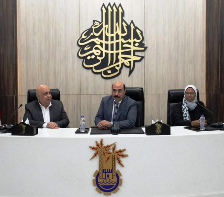 محافظ أسوان يفتتح فعاليات الدورة التدريبية بالتعاون مع الأكاديمية العسكرية