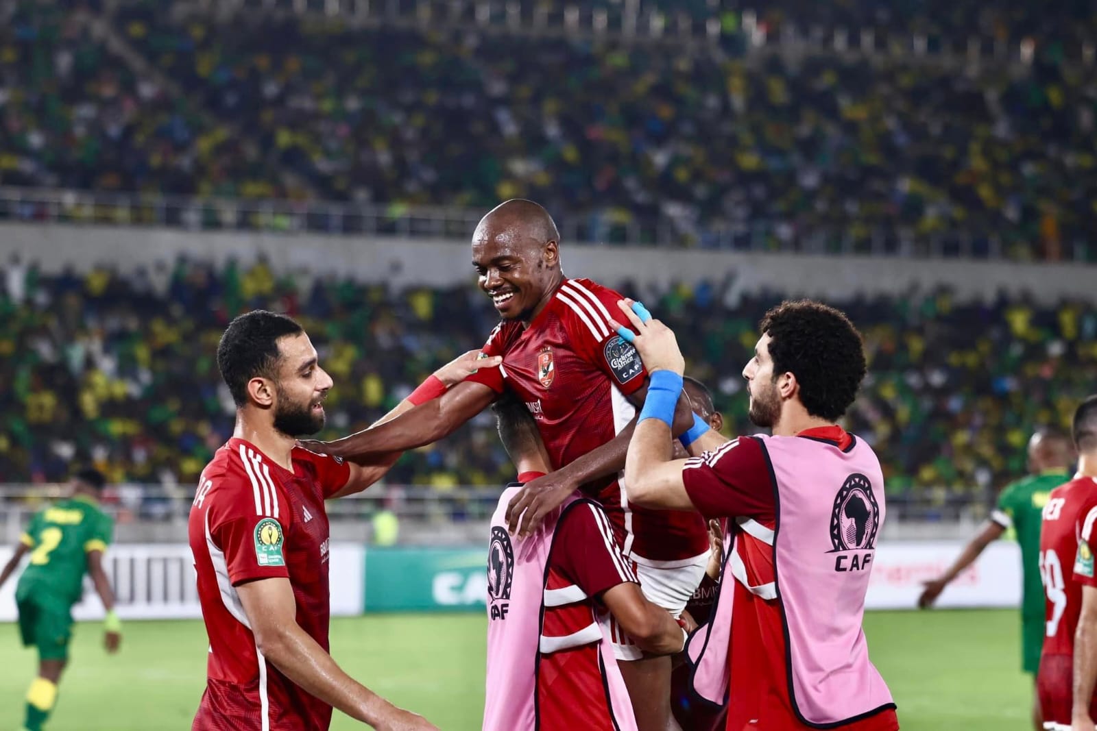 بالرغم من التعادل.. الأهلي يظل على رأس المجموعة