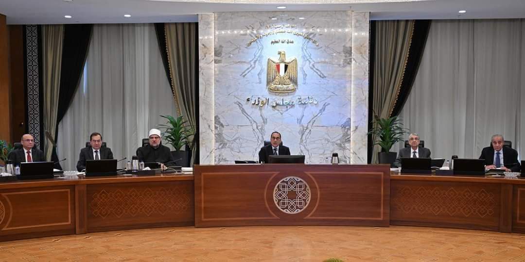 محافظ دمياط تعلن موافقة مجلس الوزراء على تعاقدها مع قطاع الكهرباء برأس البر