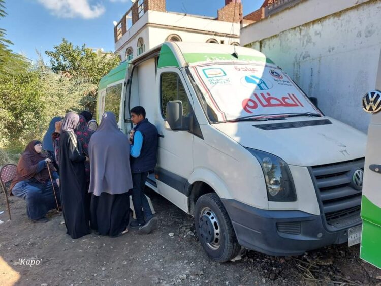محافظ دمياط تطلق قافلة طبية بعزبة الأربعين مدينة فارسكور