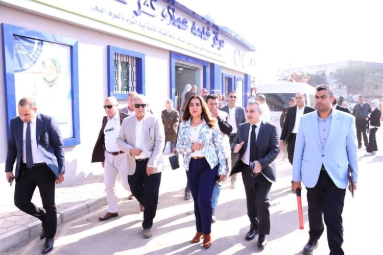 محافظ دمياط ورئيس مياه الشرب يفتتحان مركز خدمة العملاء كفر سعد