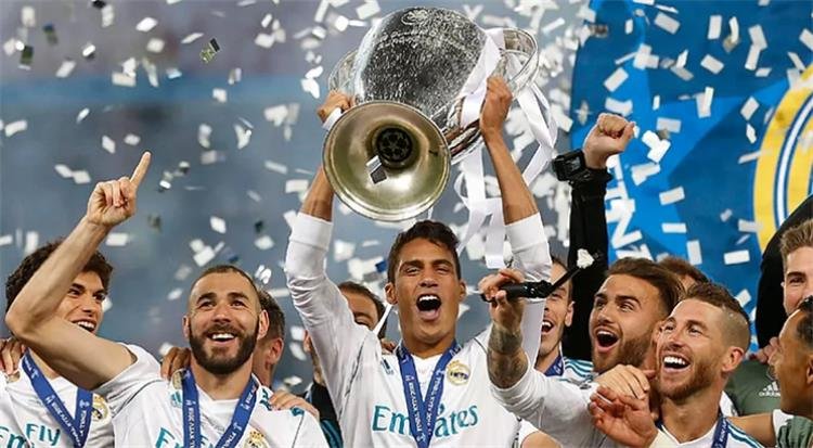 ريال مدريد يحاول ضم لاعبه السابق