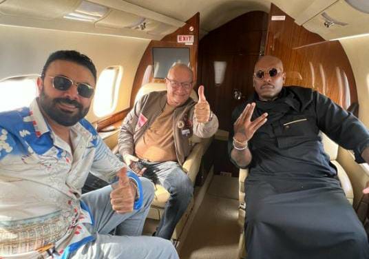 تيريس جيبسون بالجلباب المصري بصحبة محمد كريم.. تفاصيل