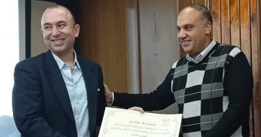 داني سيف يتسلم تكريم والده الراحل في المركز القومي للسينما.. تعرف