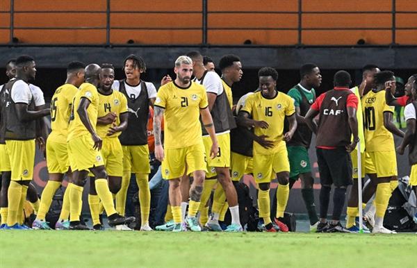 ويتي مهاجم موزمبيق يوضح سر التفوق على منتخب مصر