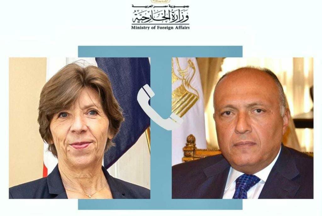 وزير الخارجية يتلقى اتصالًا من نظيرته الفرنسية