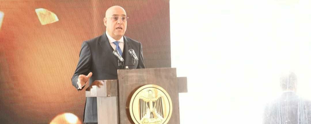 وزير الإسكان يشارك في احتفالية تسليم المرحلة الأولى من أبراج منطقة الأعمال المركزية