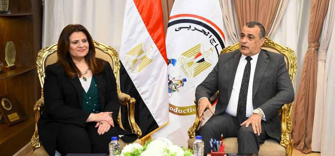 وزير الإنتاج الحربي يستقبل وزيرة الهجرة لبحث التعاون لدعم المصريين بالخارج