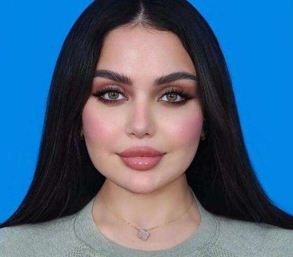 ابنة هيفاء وهبي تخطف الأنظار بجمالها.. تعرف