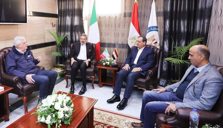وزير البترول يستقبل السفير الايطالي لبحث سبل التعاون بين الجانبين