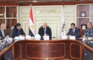 محافظ بني سويف يعقد اجتماعاً لمناقشة خطط القطاعات وافتتاح مشروعات خدمية بالمحافظة