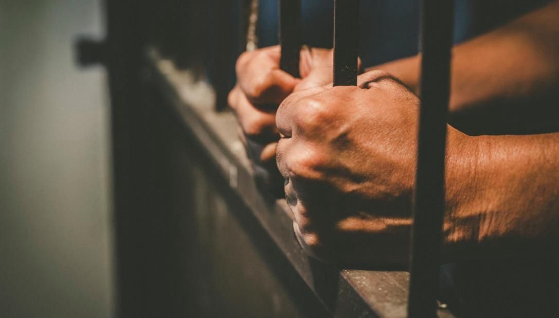 القبض على عاطلين بحوزتهم مخدر الهيدرو في القاهرة