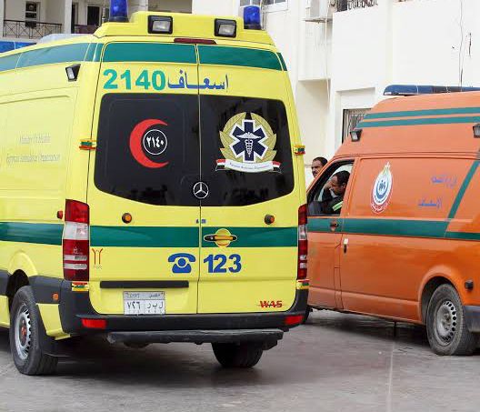 إصابة 9 أشخاص إثر انقلاب سيارة ربع نقل في الجيزة
