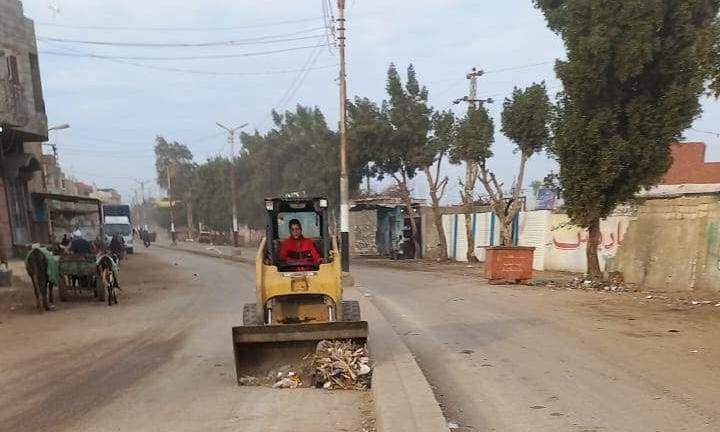محافظ بني سويف يتابع جهود الوحدة المحلية بالواسطى 