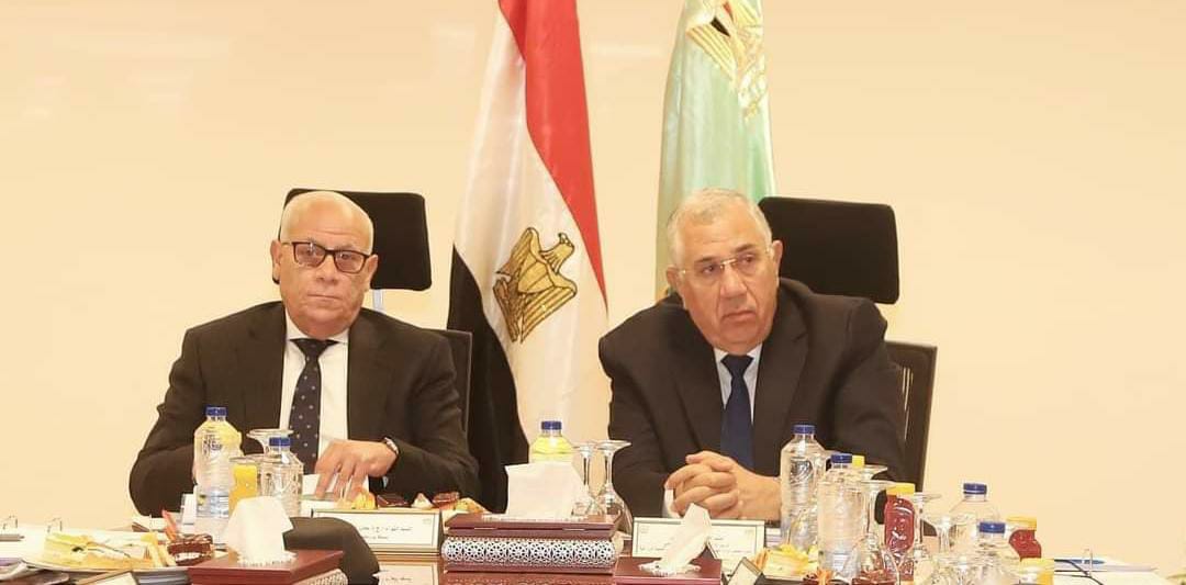 وزير الزراعة يترأس اجتماع مجلس إدارة هيئة التعمير والتنمية