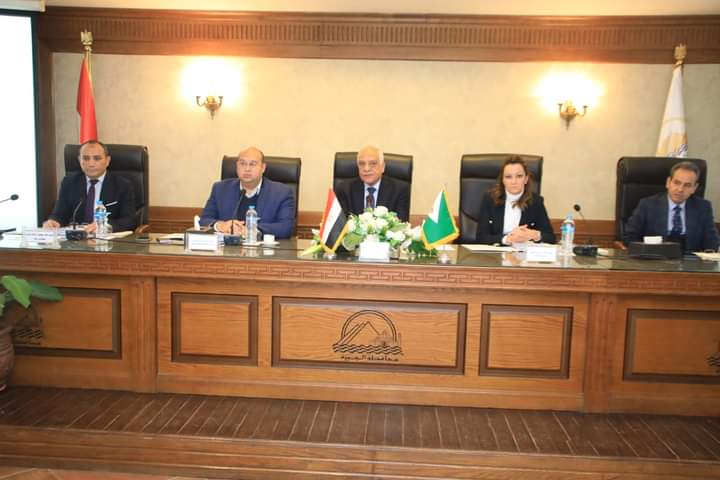 محافظ الجيزة يرفع درجة الطوارئ ودوريات نظافة على مدار الـ24 ساعة