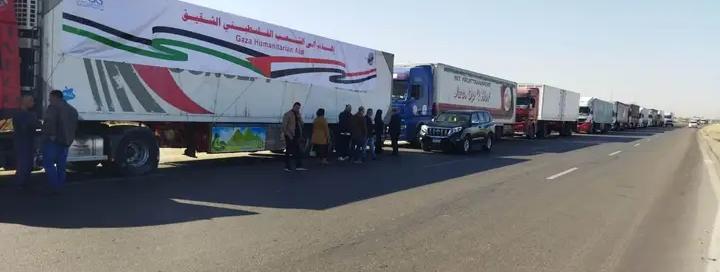وزير التموين يطلق القافلة الرابعة من المساعدات الإنسانية لأهالي قطاع غزة بواقع 40 طناً عبر 10 شاحنات