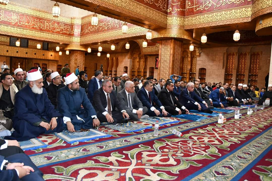 وزير التنمية المحلية ومحافظ جنوب سيناء يشهدان إحتفالية الأوقاف بليلة النصف من شعبان