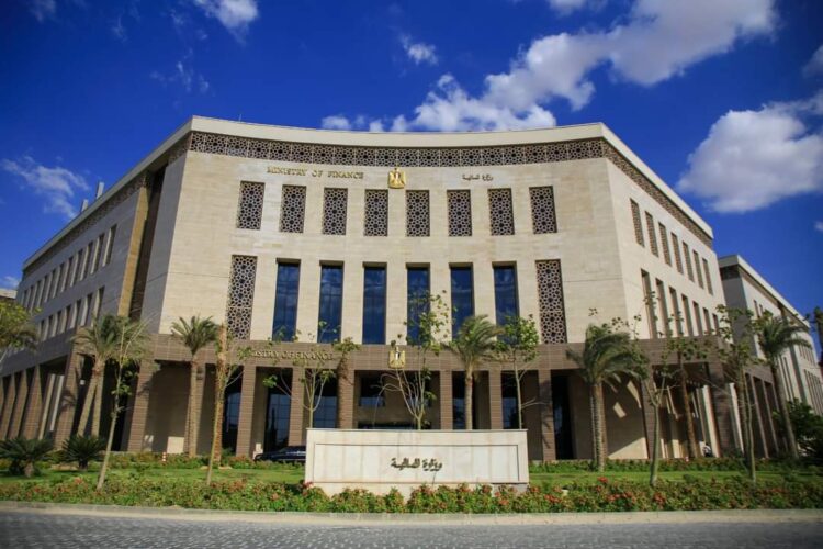 السياسات المالية والنقدية تعمل باتساق وتكامل لإعادة التضخم للمستوى المستهدف 
