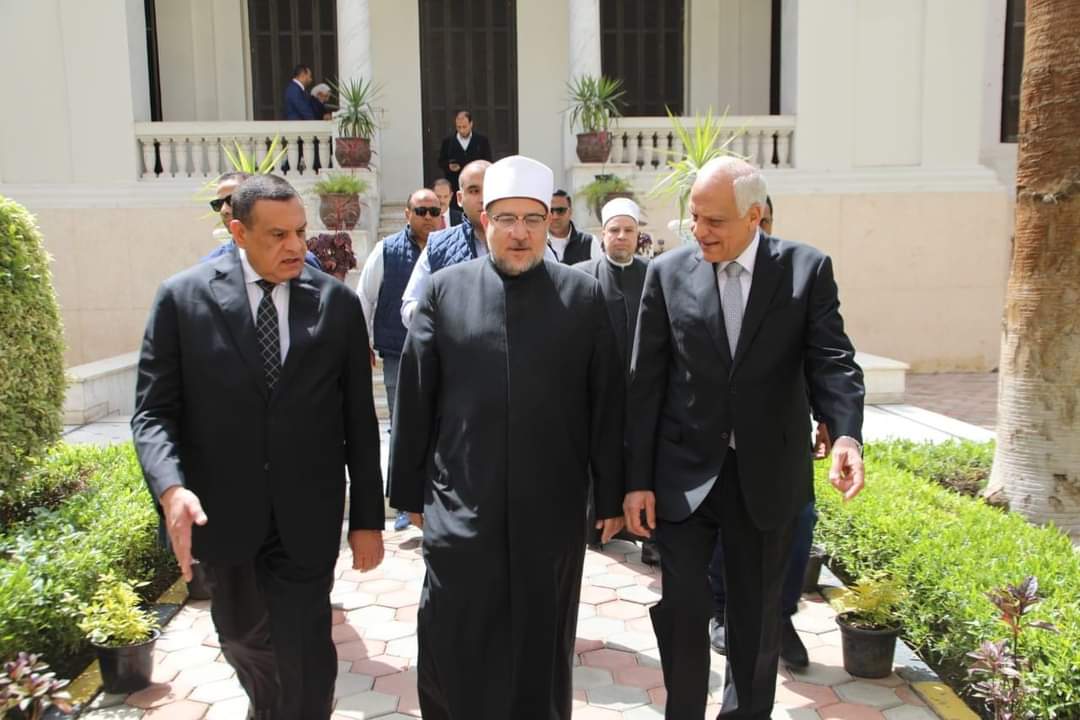 وزيرا الأوقاف والتنمية يلتقيان قيادات الدعوة بمحافظة الجيزة
