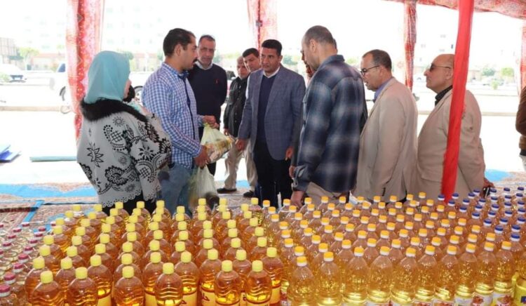 سكرتير عام بني سويف يتفقد معرض السلع الغذائية شرق النيل