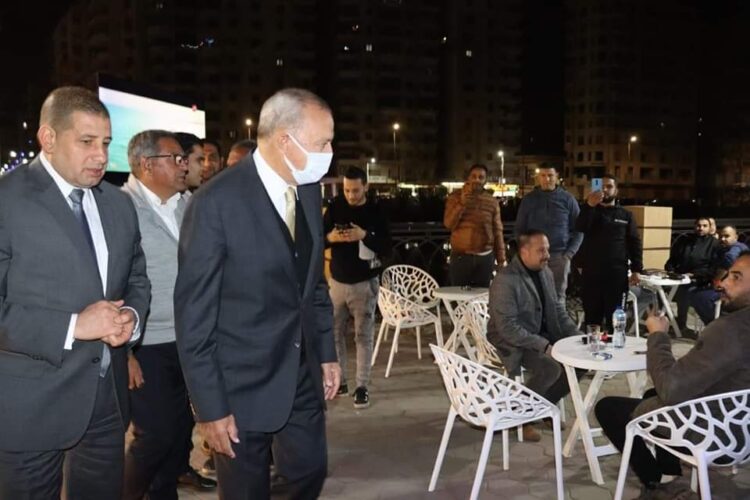 محافظ القليوبية يتفقد كورنيش البر الشرقي بمدينة بنها