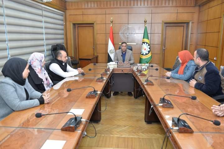 محافظ الدقهلية يعقد اجتماعًا طارئ بلجنة متابعة أعمال تطوير كورنيش المشاية