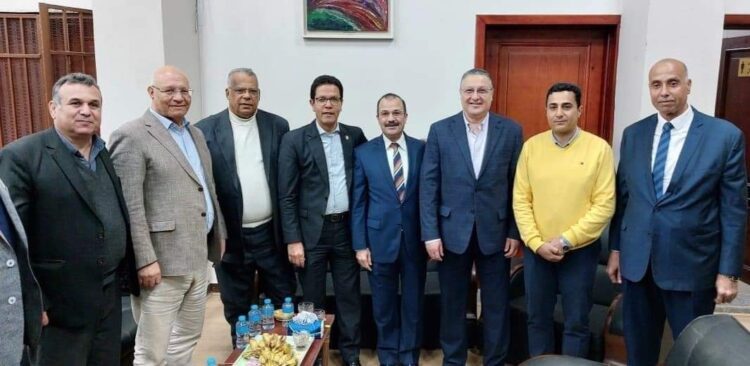 رئيس جامعة بنها يشارك في حفل إفطار رمضان بنادي أعضاء هيئة التدريس