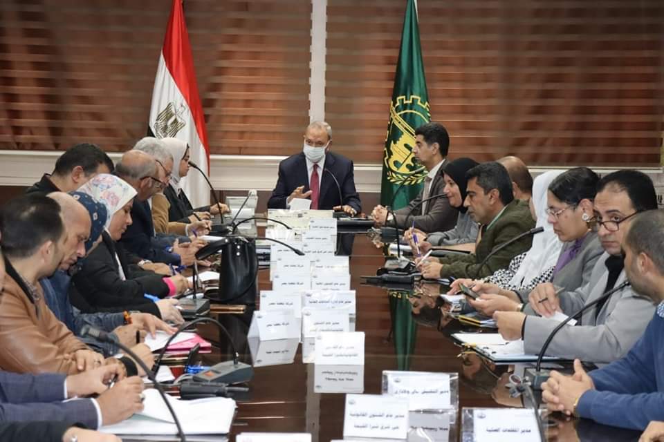 محافظ القليوبية يتابع مستجدات أعمال النظافة بشبرا الخيمة والخصوص