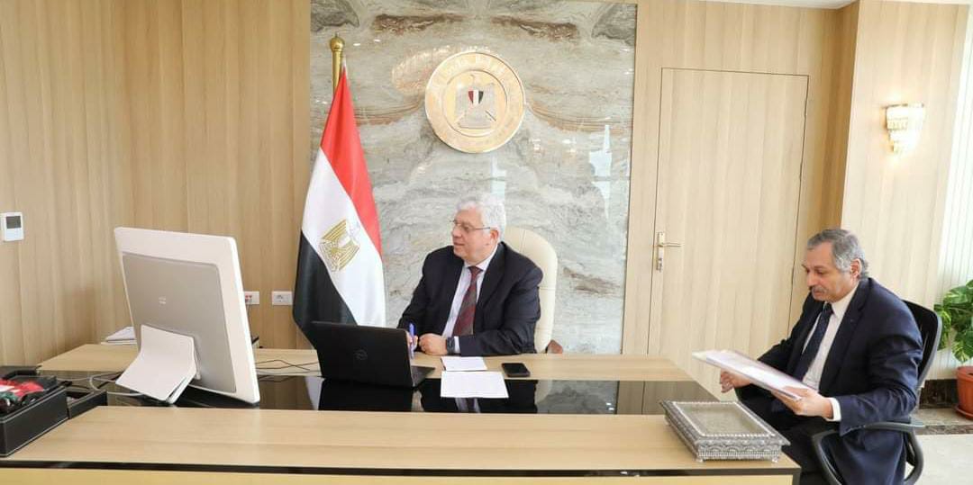 وزير التعليم العالي يرأس اجتماع مجلس إدارة مدينة الأبحاث العلمية