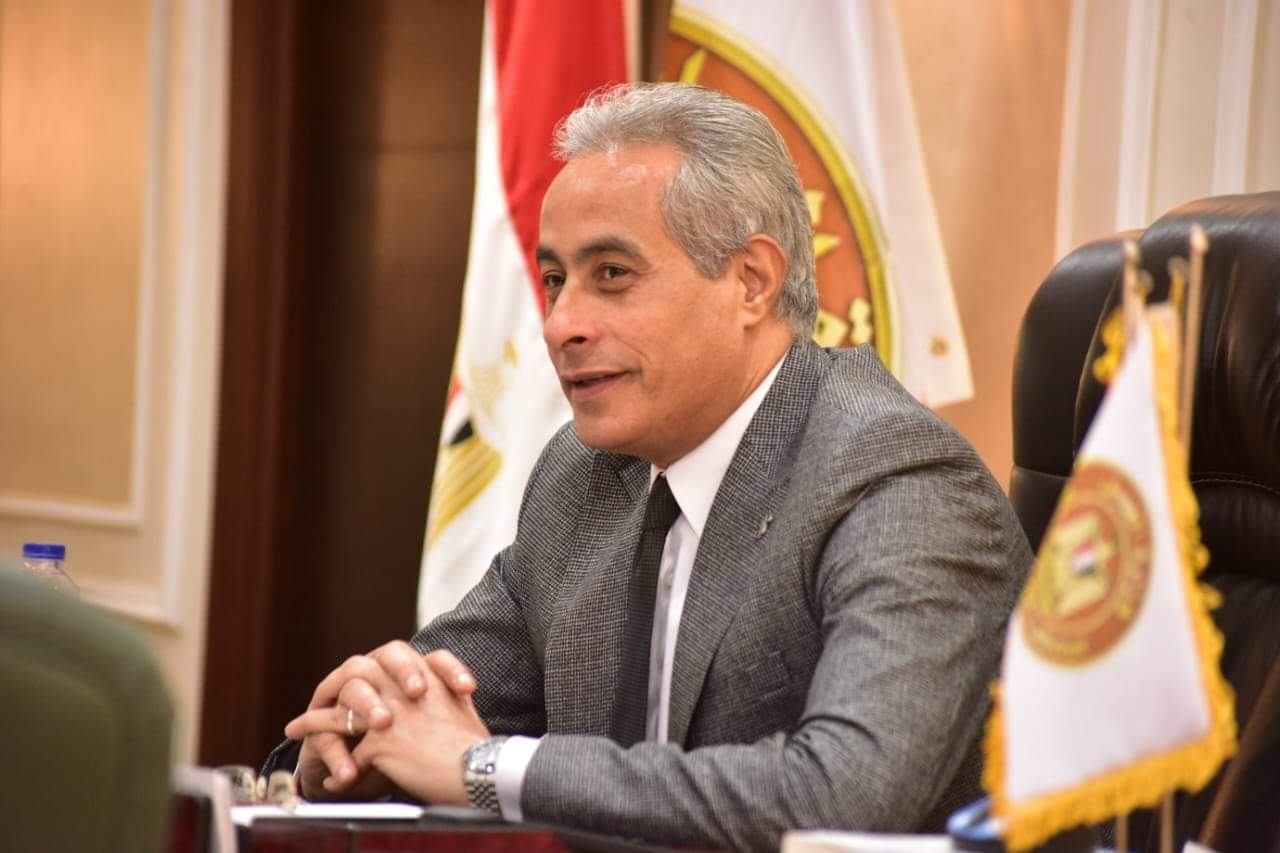 وزير العمل يعلن عن إجازة للعاملين بالقطاع الخاص بمناسبة عيد الفطر