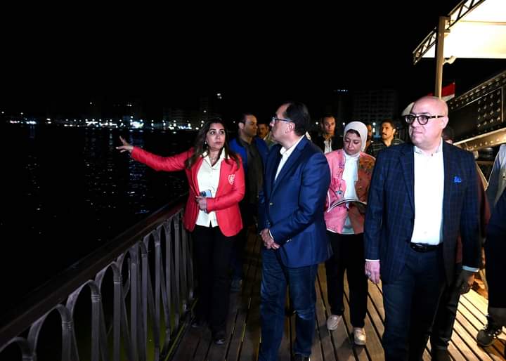 رئيس الوزراء يشهد افتتاح 