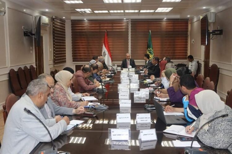 محافظ القليوبية يناقش مع البنك الدولي المشروعات المشتركة ببنها