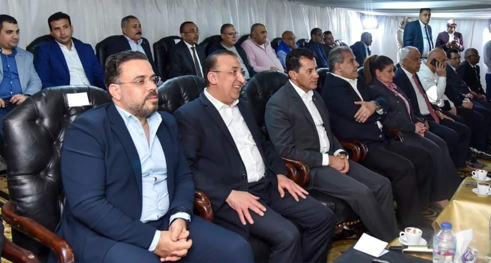 محافظ الإسكندرية يعلن عن التبرع بمبلغ 2 مليون جنيه لصالح ملعب نادي سيدي بشر