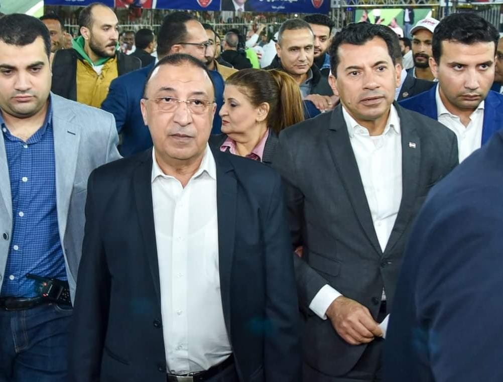 محافظ الإسكندرية ووزير الشباب والرياضة يفتتحان أعمال تطوير ملعب نادي سيدي بشر