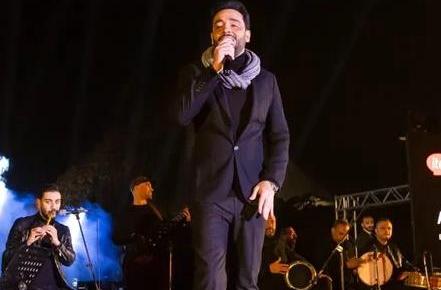 تفاصيل موعد طرح أغنية خليني أشوفك لرامي جمال