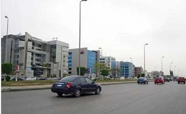 تحويلات مرورية بشارع التسعين الجنوبي في القاهرة الجديدة