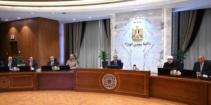 الحكومة توافق على تخصيص قطع اراضي بمحافظتي البحر الأحمر والسويس لصالح هيئة الطاقة الجديدة والمُتجددة