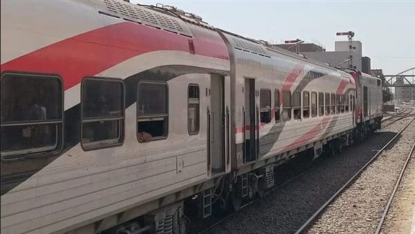 مصرع ربة منزل مسنة إثر اصطدام قطار بها في سوهاج