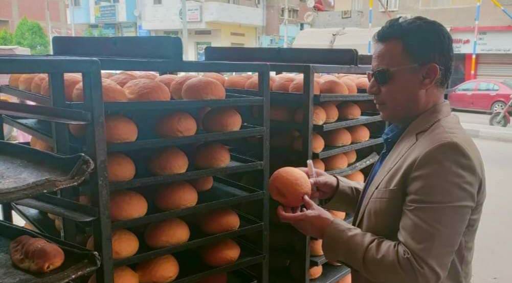 محافظ الإسماعيلية يتابع جهود ضبط ومراقبة الأسواق والمحال التجارية