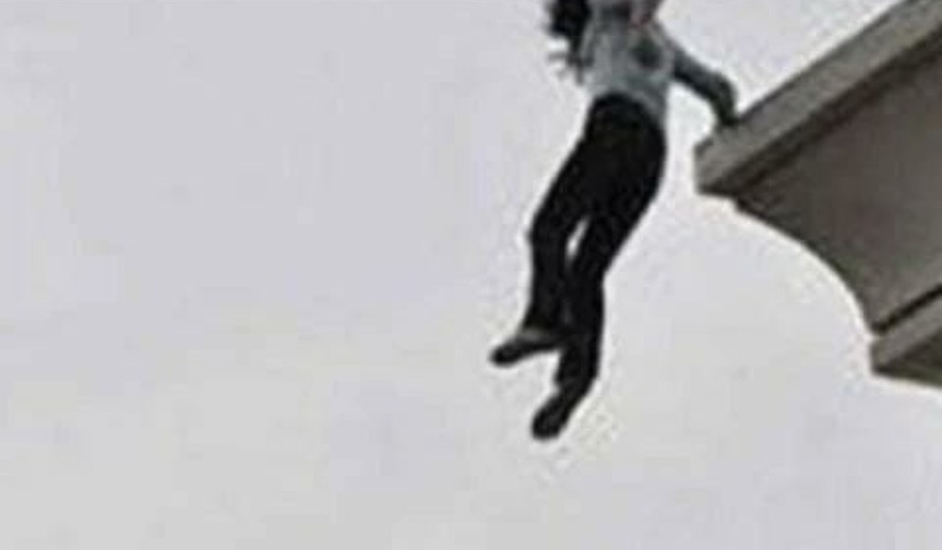 ضبط والدها لها في وضع مخل.. تفاصيل حادث فتاة الوراق