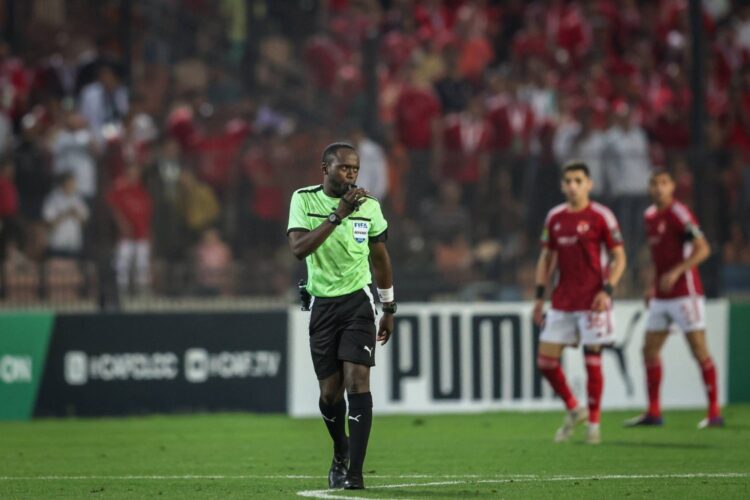طاقم التحكيم لمباراة الزمالك ونهضة بركان في نهائي الكونفدرالية