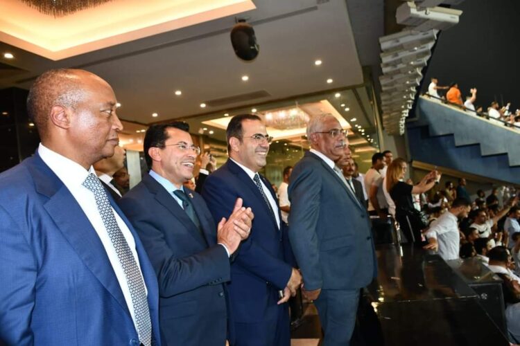 وزير الرياضة يهنئ نادي الزمالك وجماهيره بالفوز بالكونفدرالية الأفريقية