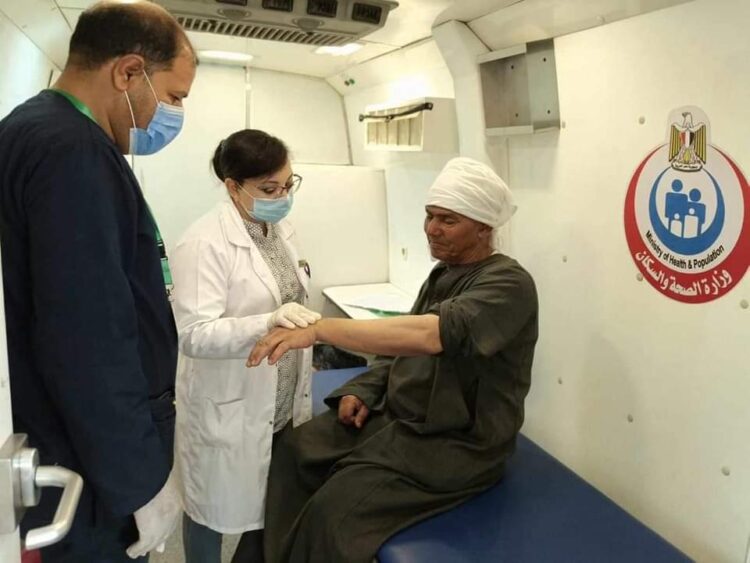 وزارة التنمية تتابع جهود محافظة المنيا في تقديم الخدمات الطبية