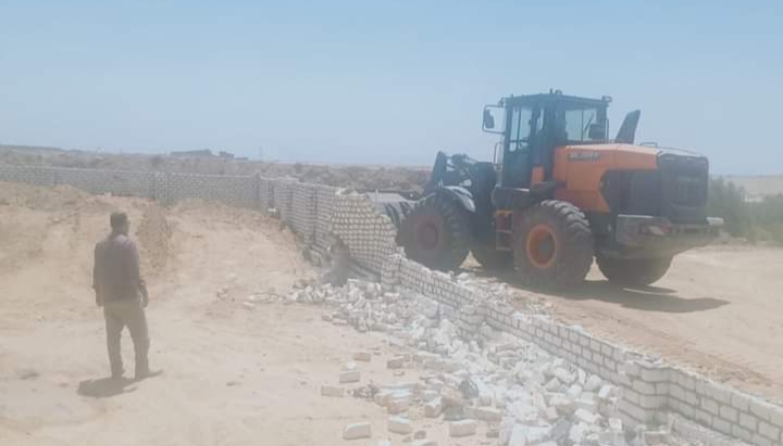 محافظ بني سويف يتابع جهود الوحدة المحلية لمركز ومدينة الواسطي في ملفات النظافة