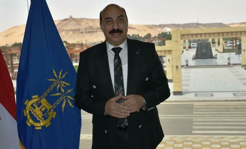محافظ أسوان يكلف السكرتير العام بحضور القرعة العلنية