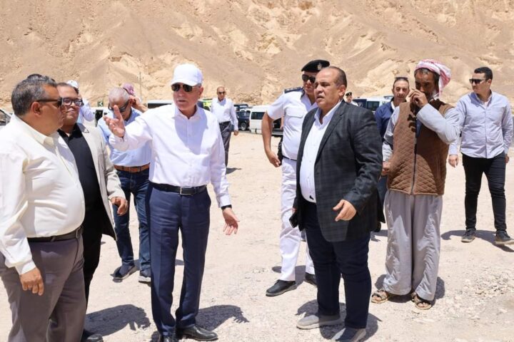 محافظ جنوب سيناء يتابع مشروع استصلاح وزراعة 60 فدان في ابو رديس